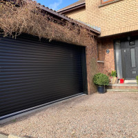 Insulated roller door